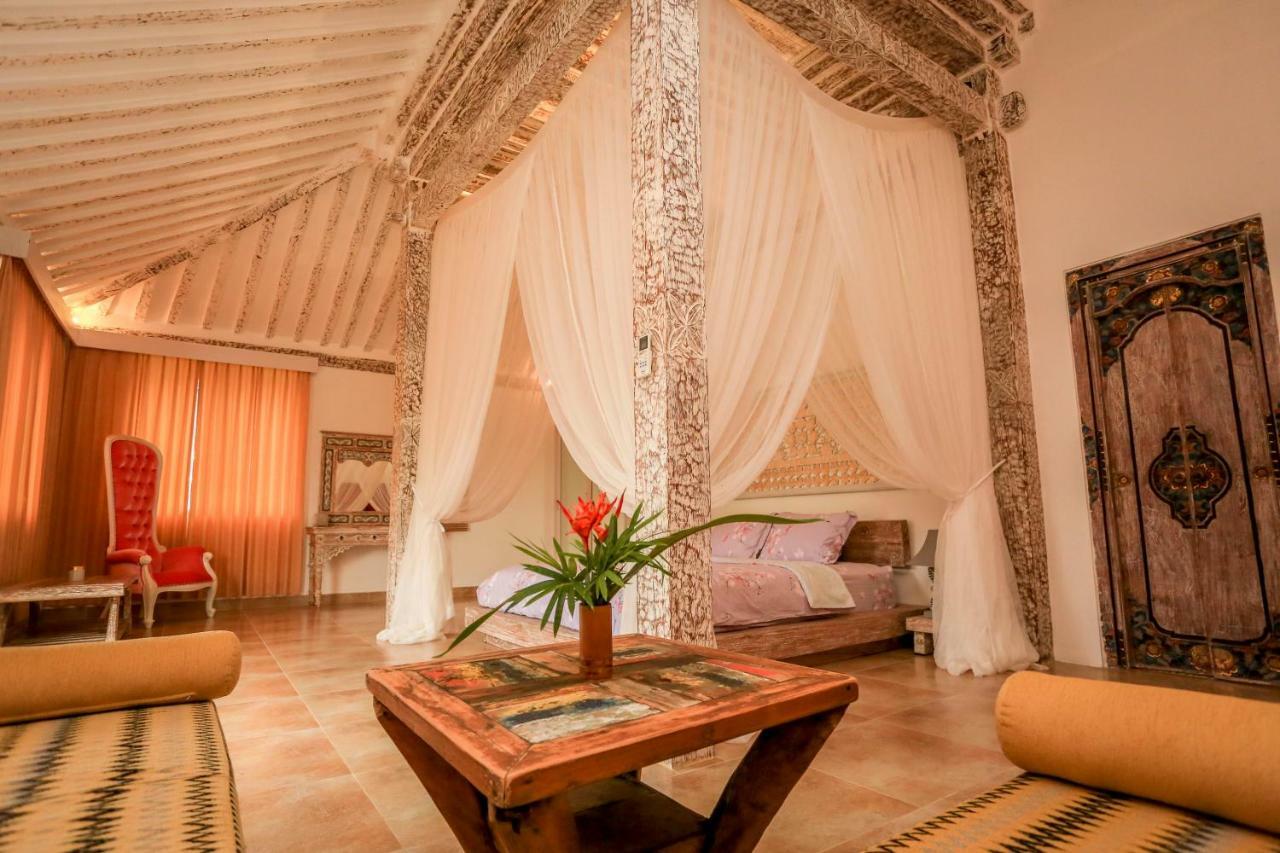 The Kayu Manis Villa لوفينا المظهر الخارجي الصورة
