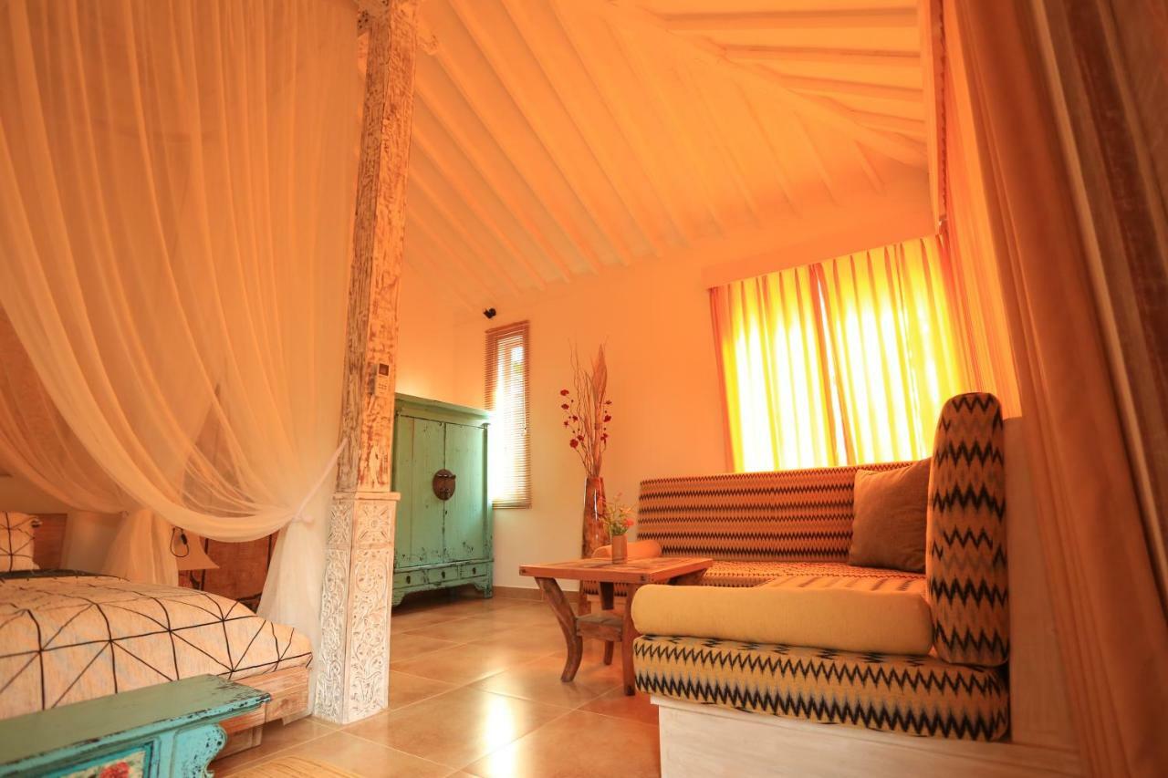 The Kayu Manis Villa لوفينا المظهر الخارجي الصورة